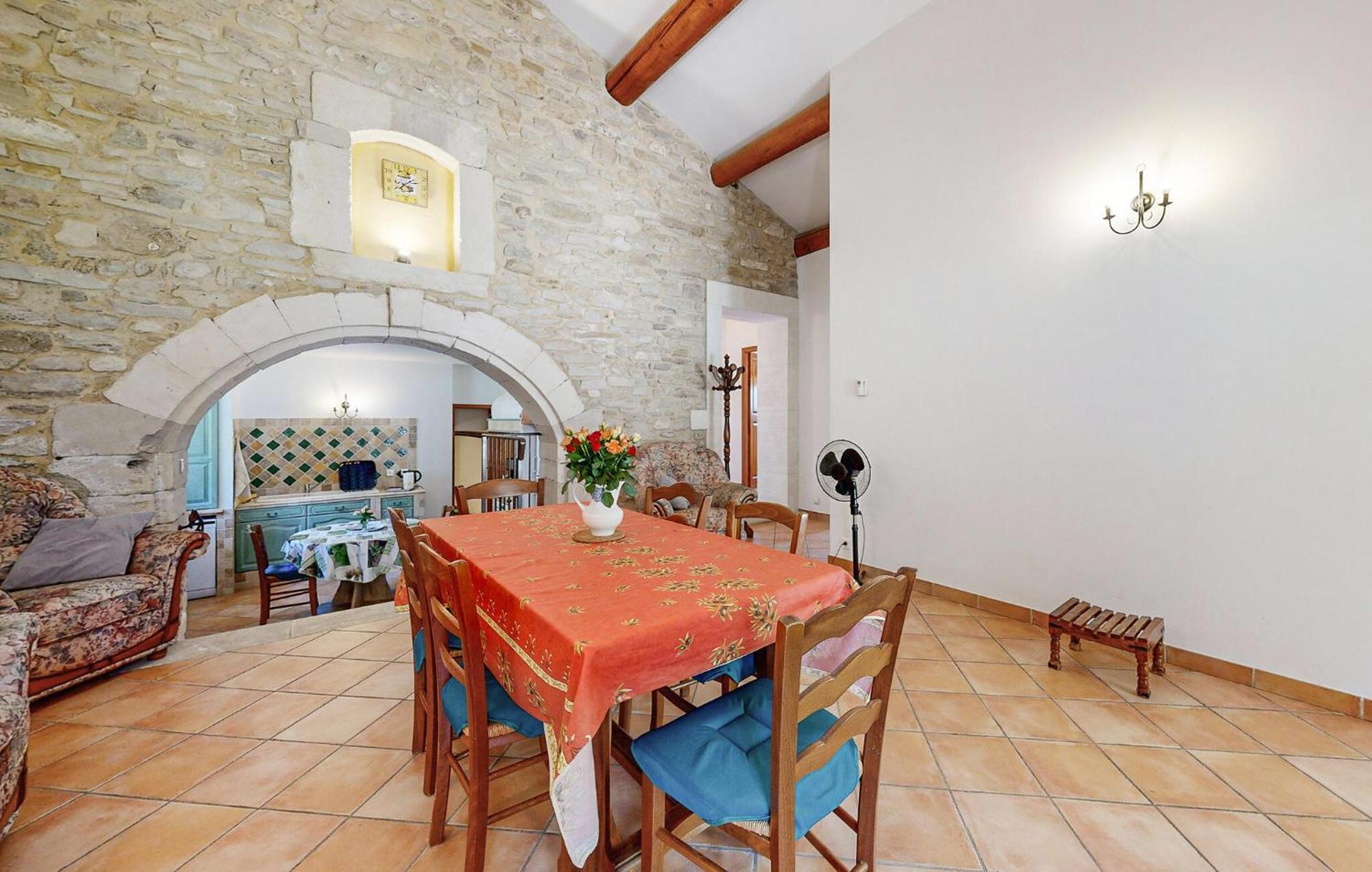 Awesome Home In Bollene With Wifi Dış mekan fotoğraf
